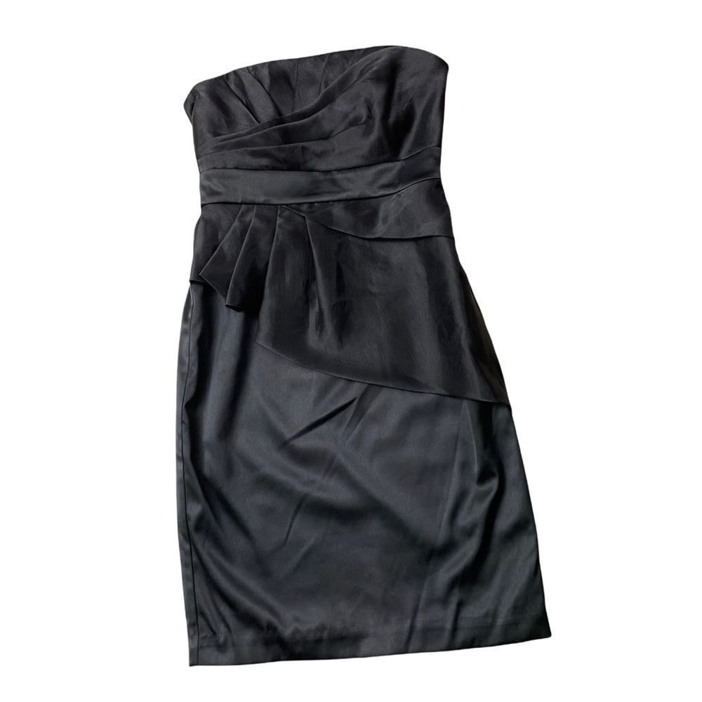 WHITE HOUSE BLACK MARKET PEPLUM BLACK PLEATED SATIN MINI STRAPLESS DRESS SZ 00